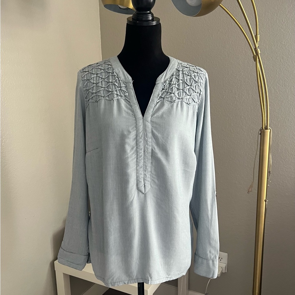 Bandolino Women Long Sleeves V-Neck Beaded Tunic Blue White Striped Blouse Sz M